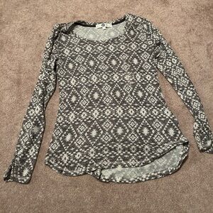 Women’s long sleeve Aztec print shirt